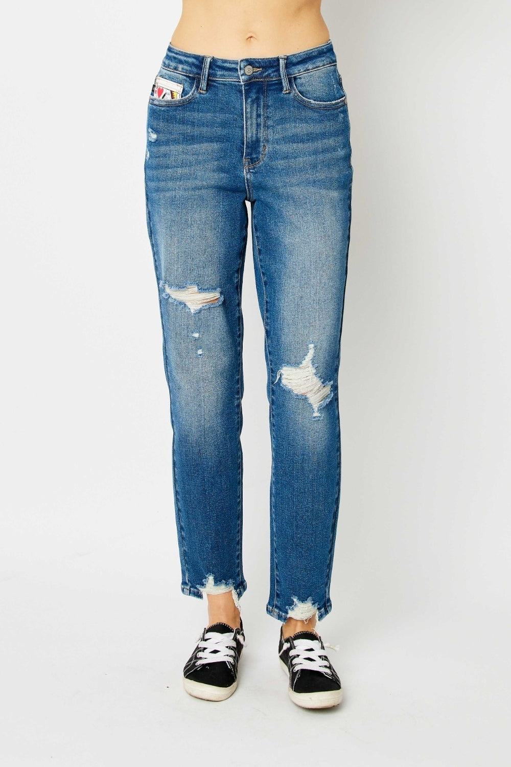Judy Blue Full Size Queen Of Hearts Coin Pocket BF Jeans - The Goddess Galleries