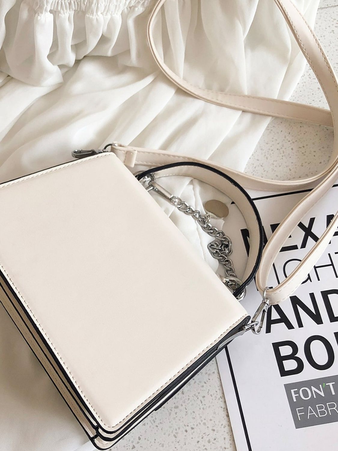 Chain PU Leather Detachable Shoulder Strap Handbag - The Goddess Galleries