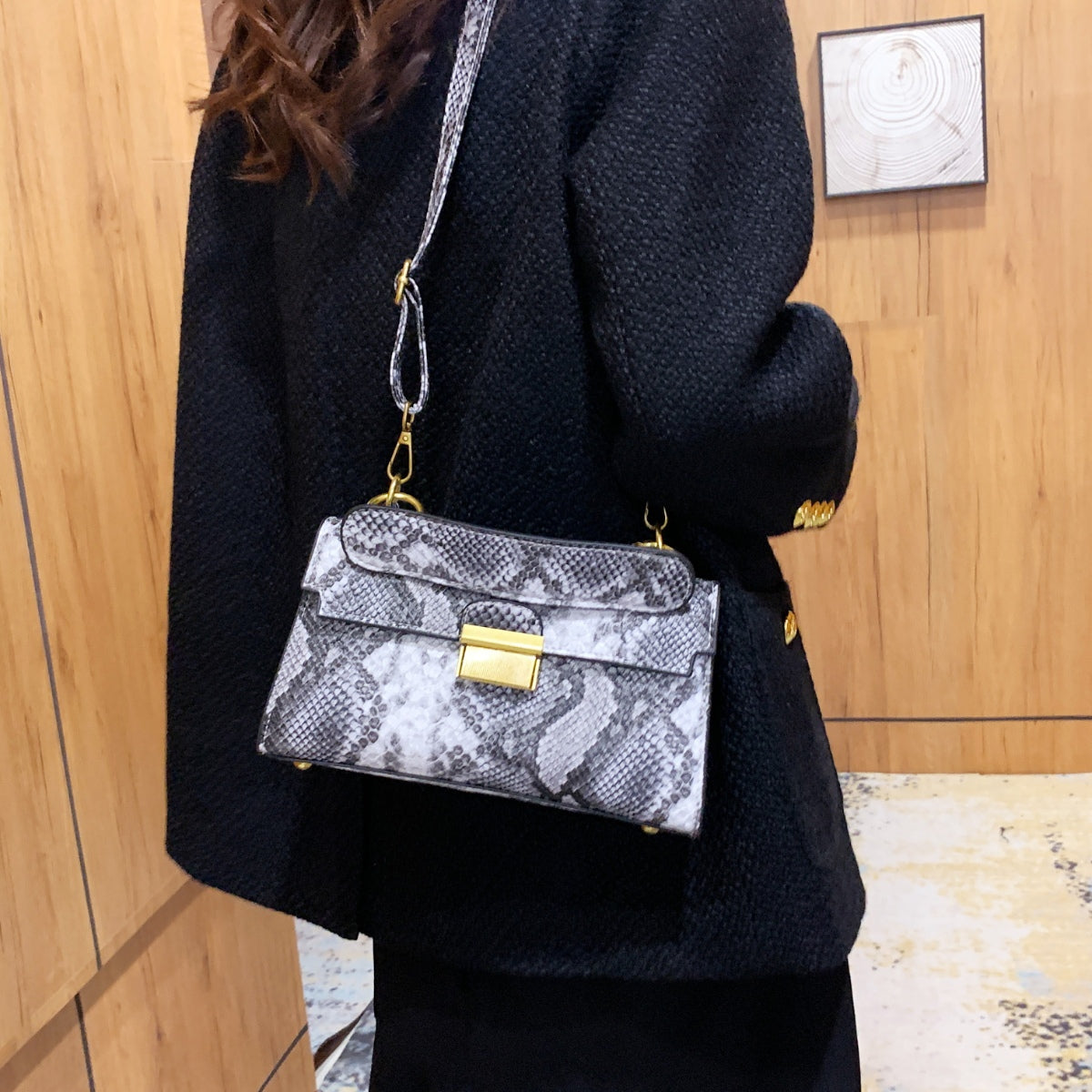 PU Leather Snakeskin Print Crossbody Bag - The Goddess Galleries