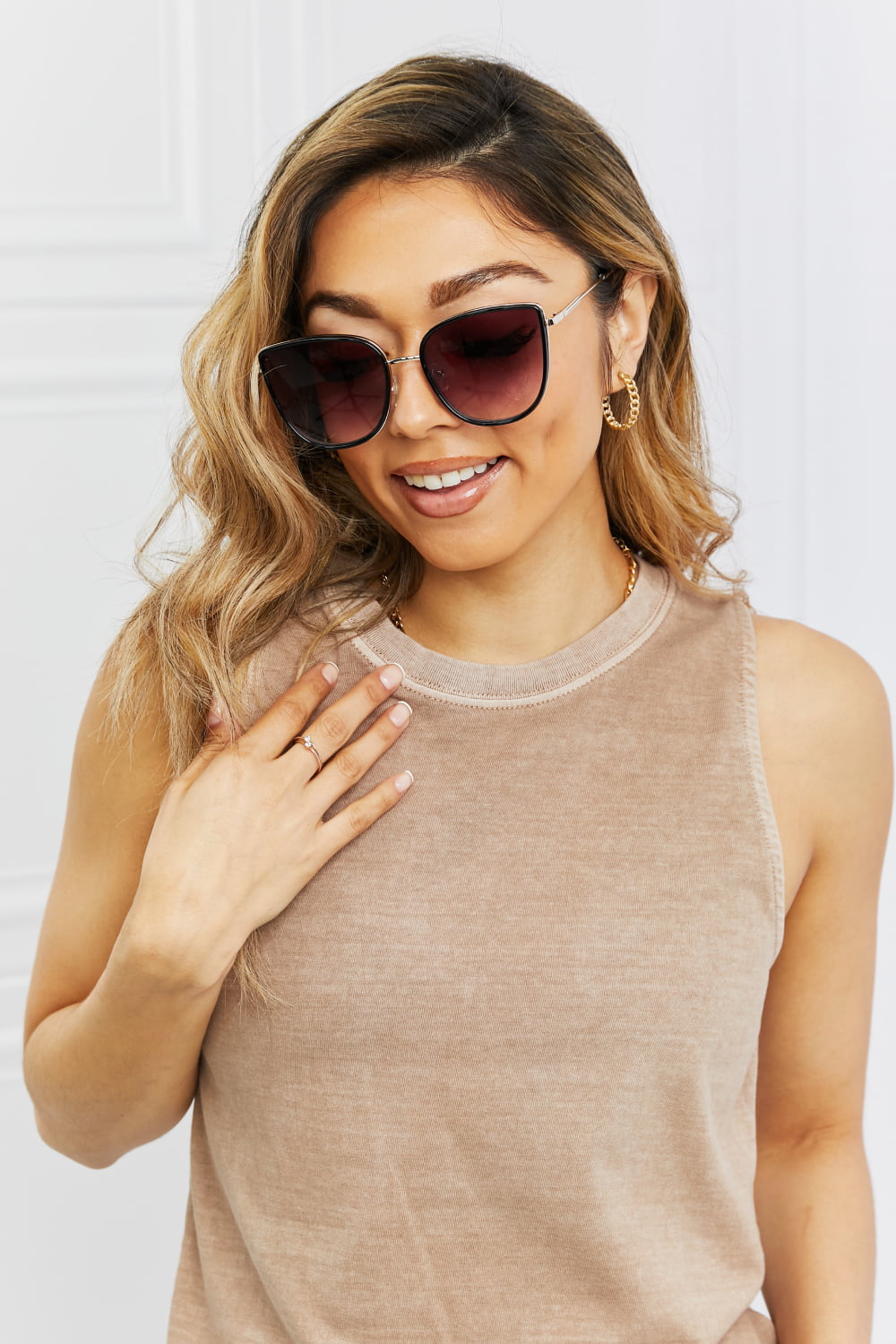 Full Rim Metal-Plastic Hybrid Frame Sunglasses - The Goddess Galleries