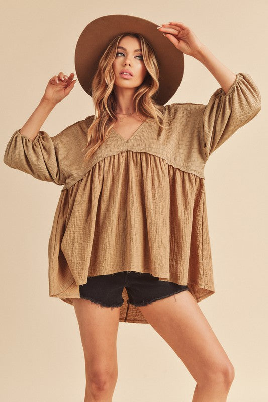 Aemi + Co High-Low Frayed Hem V-Neck Blouse - The Goddess Galleries